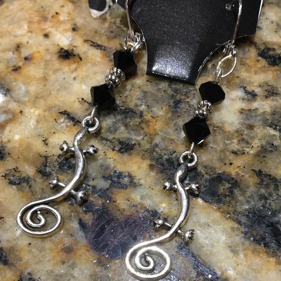 Jewelry - Black Gecko Earrings